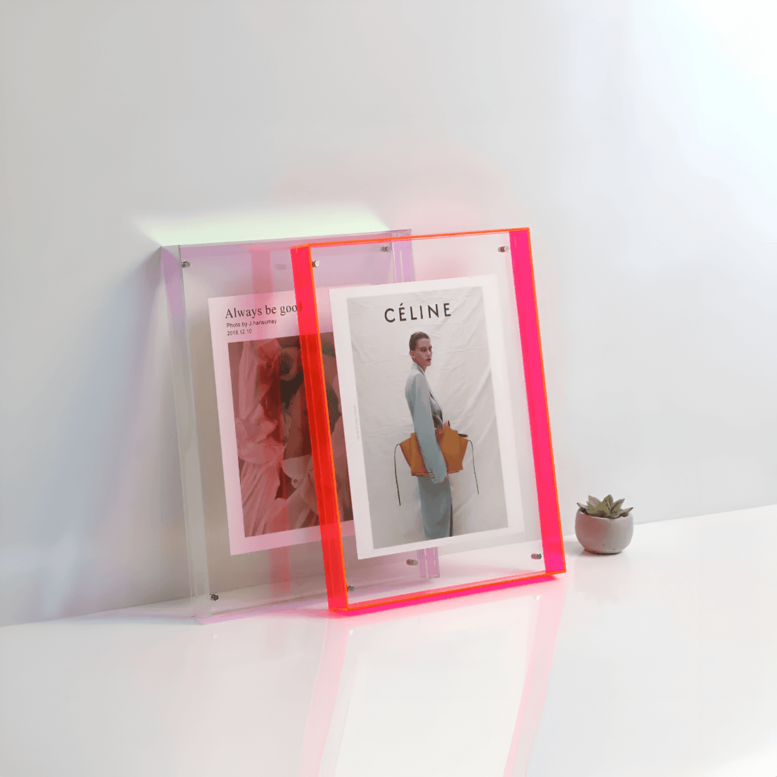 contemporary Acrylic Picture Frame With Transparent Design