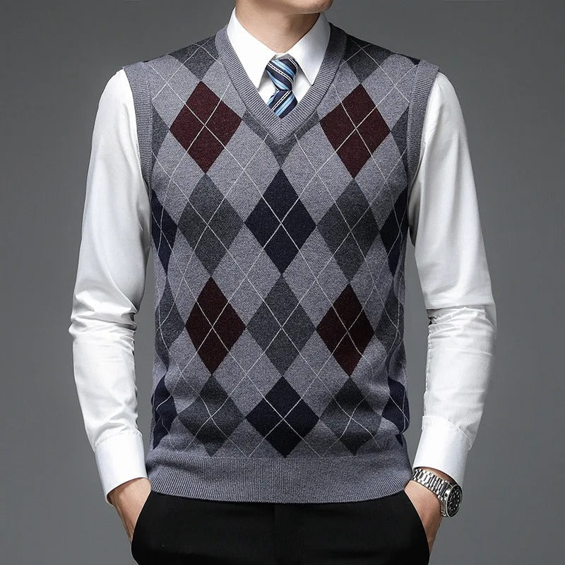 Oxford Diamond Cut Cashmere Vest
