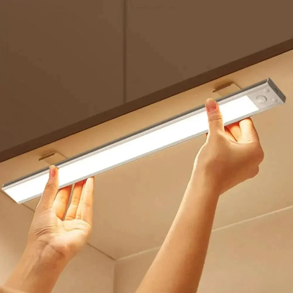 Minimalist LED Under-Cabinet Light With Easy Mounting
